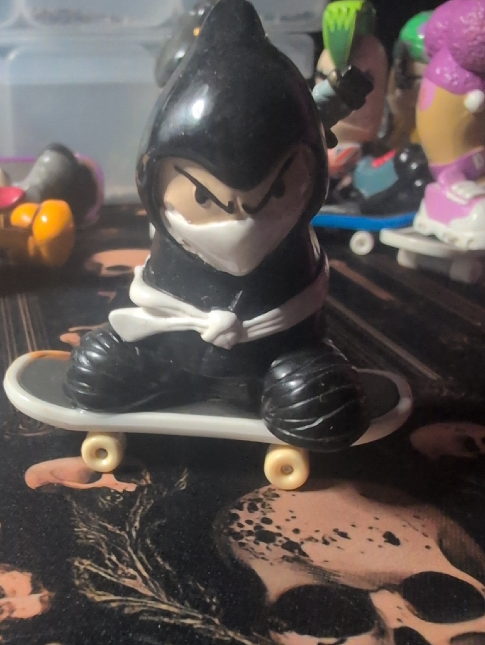 Black Ninja Skateboard Figure Kids Toy - Action Character